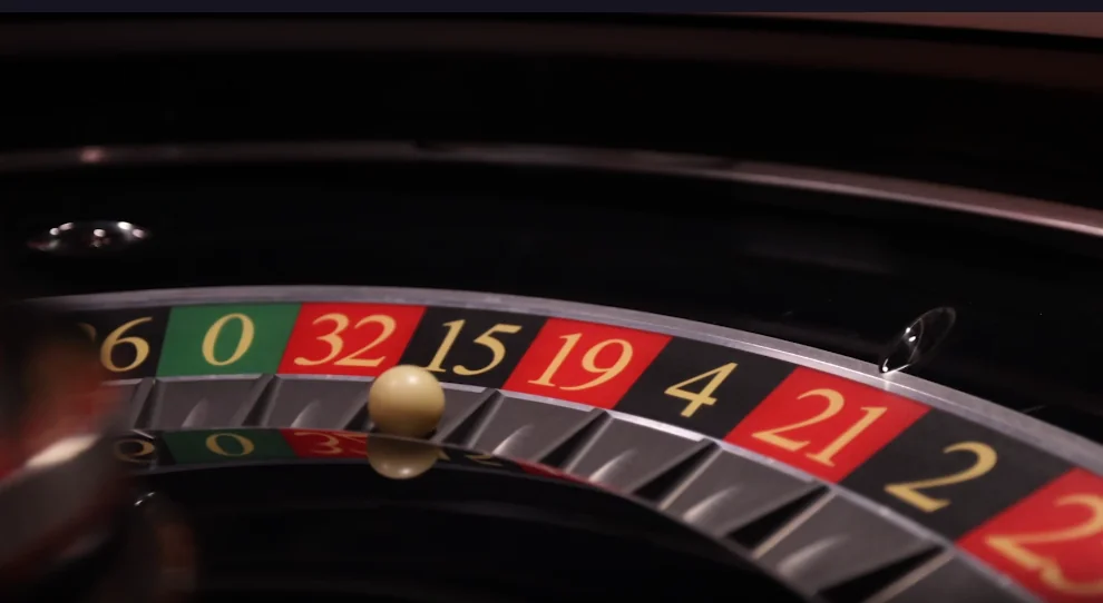 how to play XXXtreme Lightning Roulette game